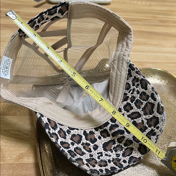 #1379=Leopard Print Women's Cap & WHT Logo W/ blue heart 🩵 - Picture 6 of 7